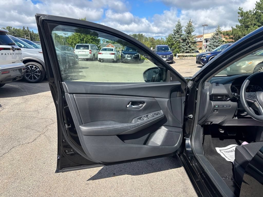 Used 2023 Nissan Sentra SV w/ All-Weather Package FWD image 15