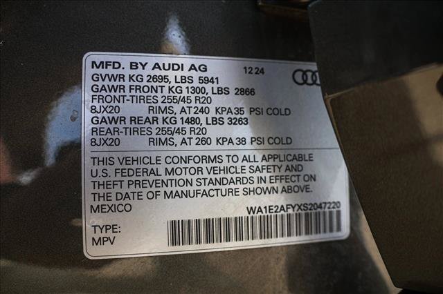 Used 2025 Audi Q5 e Premium Plus AWD/4WD image 29