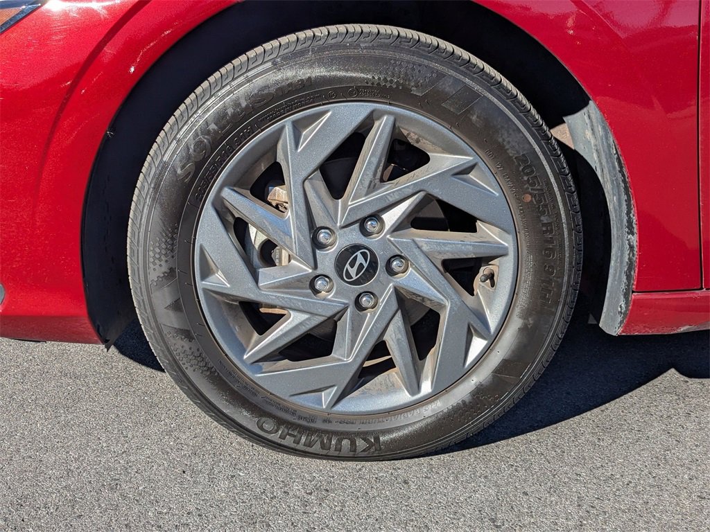 Used 2024 Hyundai Elantra SEL image 22