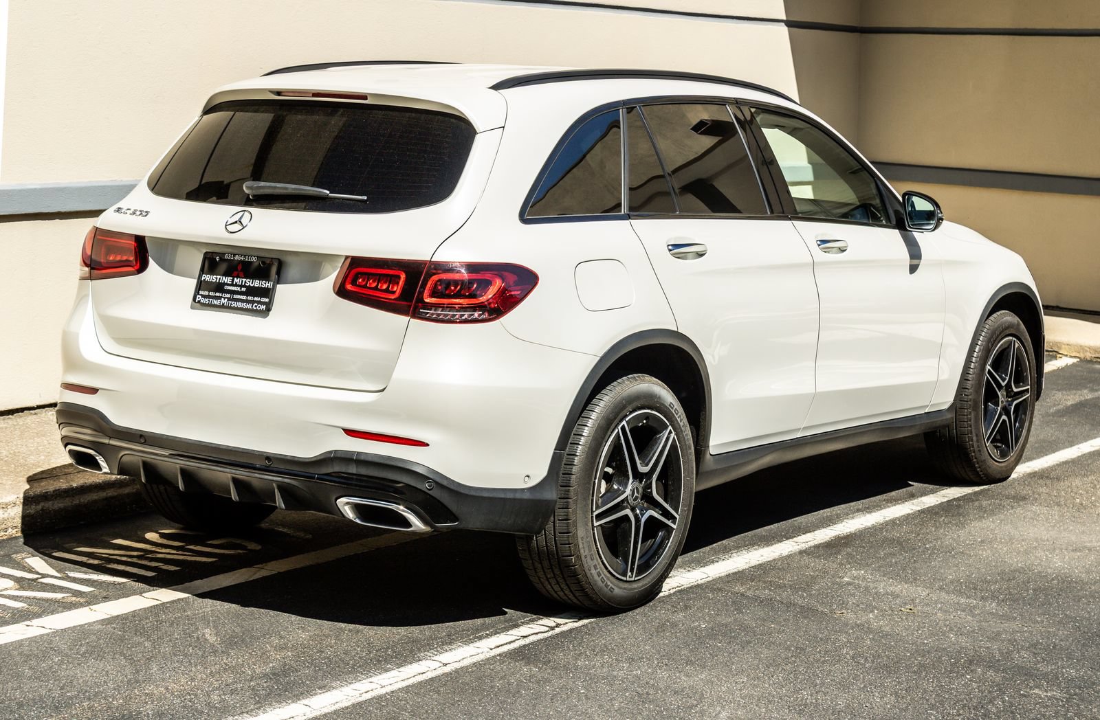 Used 2021 Mercedes-Benz GLC 300 w/ AMG Line image 7