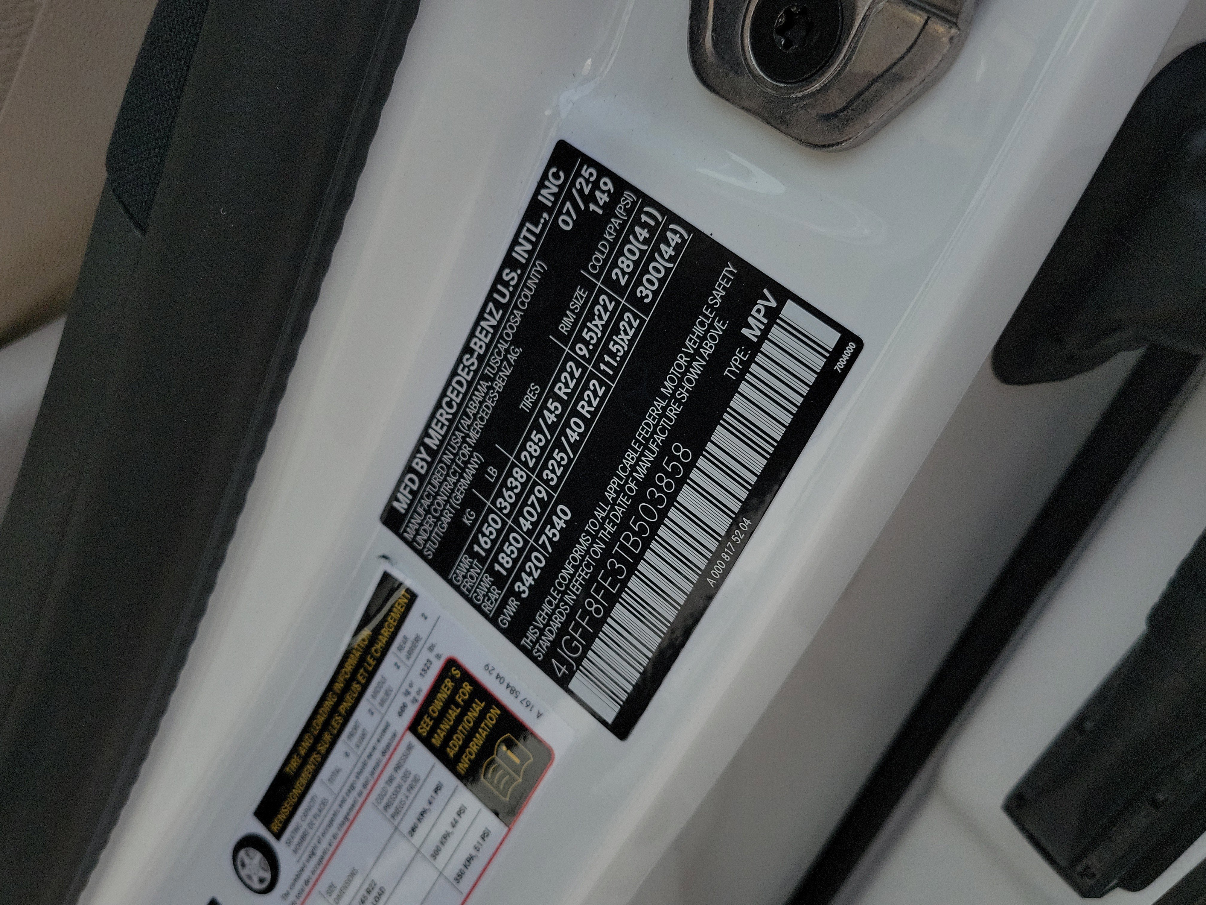 New 2026 Mercedes-Benz GLS 580 4MATIC image 30