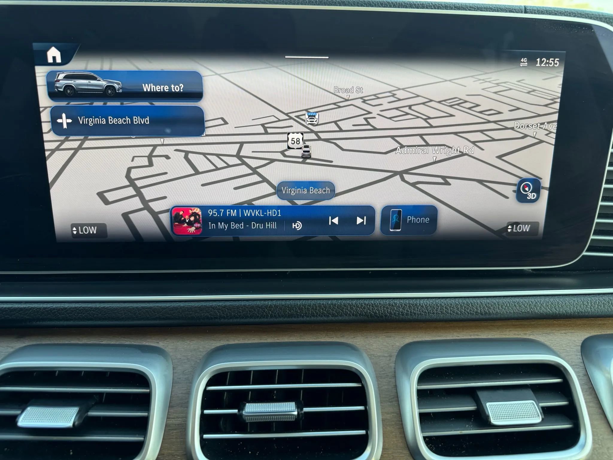 Used 2024 Mercedes-Benz GLS 450 4MATIC image 19