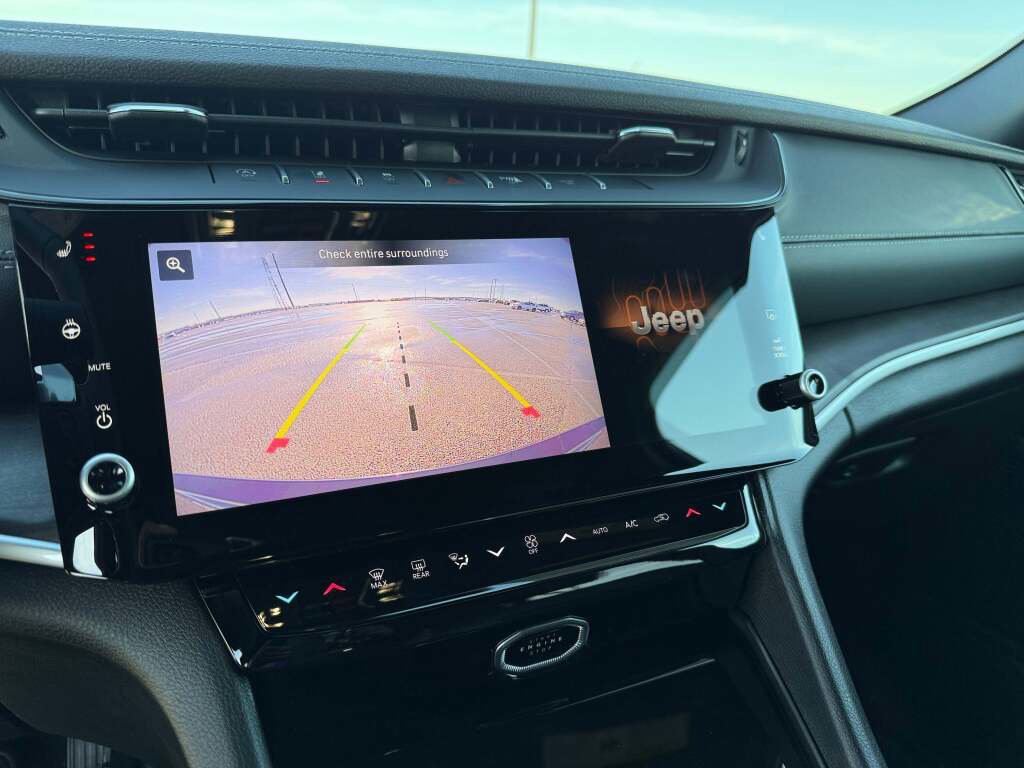 New 2026 Jeep Grand Cherokee Altitude image 34