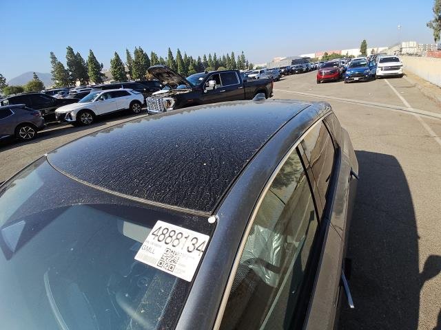 Used 2027 Cadillac Optiq Luxury RWD image 8