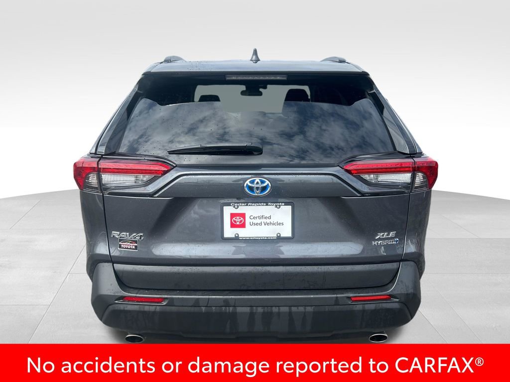 Certified 2022 Toyota RAV4 XLE Premium image 5