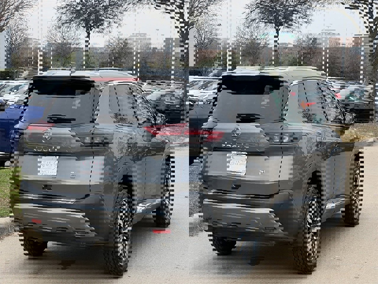 Certified 2022 Nissan Rogue SL w/ SL Premium Package image 4