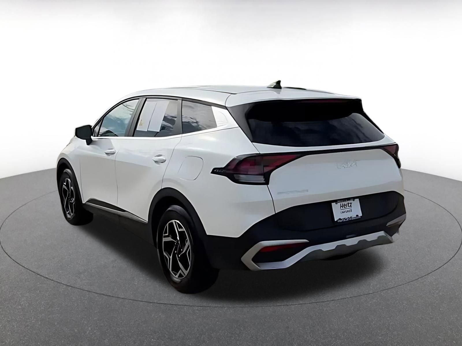 Used 2025 Kia Sportage LX image 11