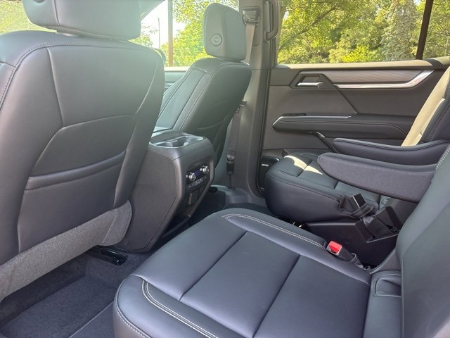 New 2026 GMC Acadia Elevation w/ Black Edition image 12