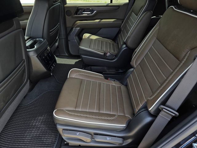 New 2026 GMC Yukon Denali Ultimate AWD/4WD image 20