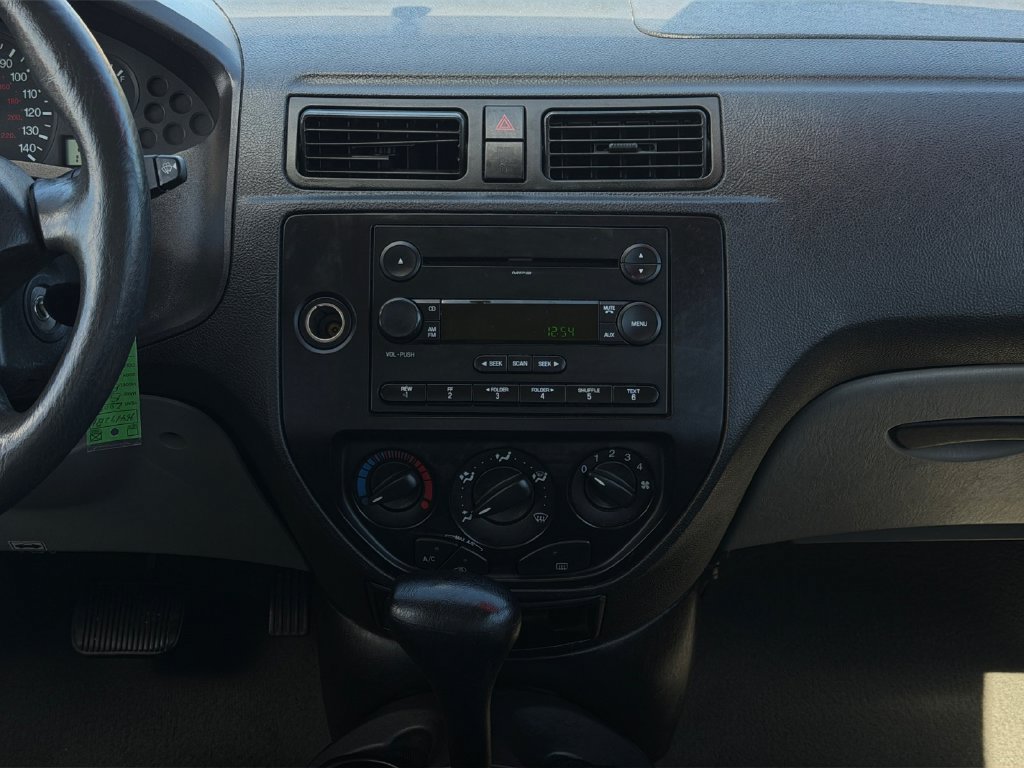 Used 2007 Ford Focus S FWD image 15