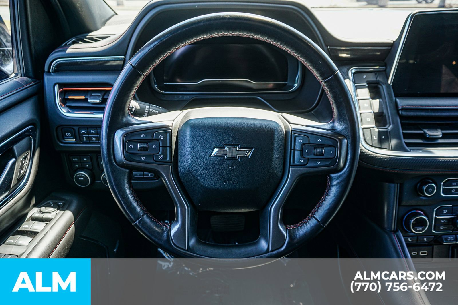 Used 2022 Chevrolet Suburban RST w/ Sport Performance Package AWD/4WD image 32