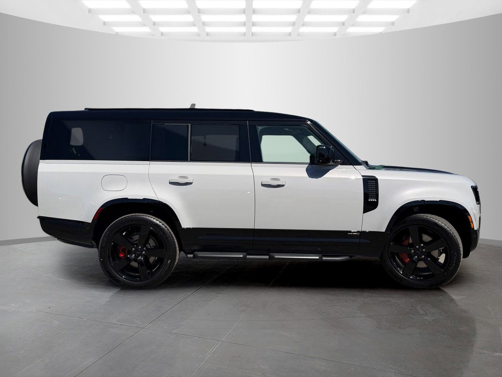 New 2026 Land Rover Defender 130 X AWD/4WD image 4