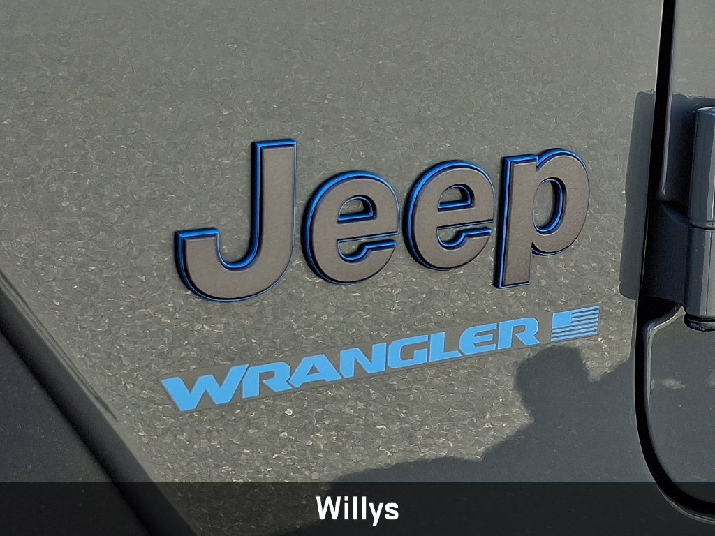 Used 2023 Jeep Wrangler Unlimited w/ Sun & Screen Package AWD/4WD image 38