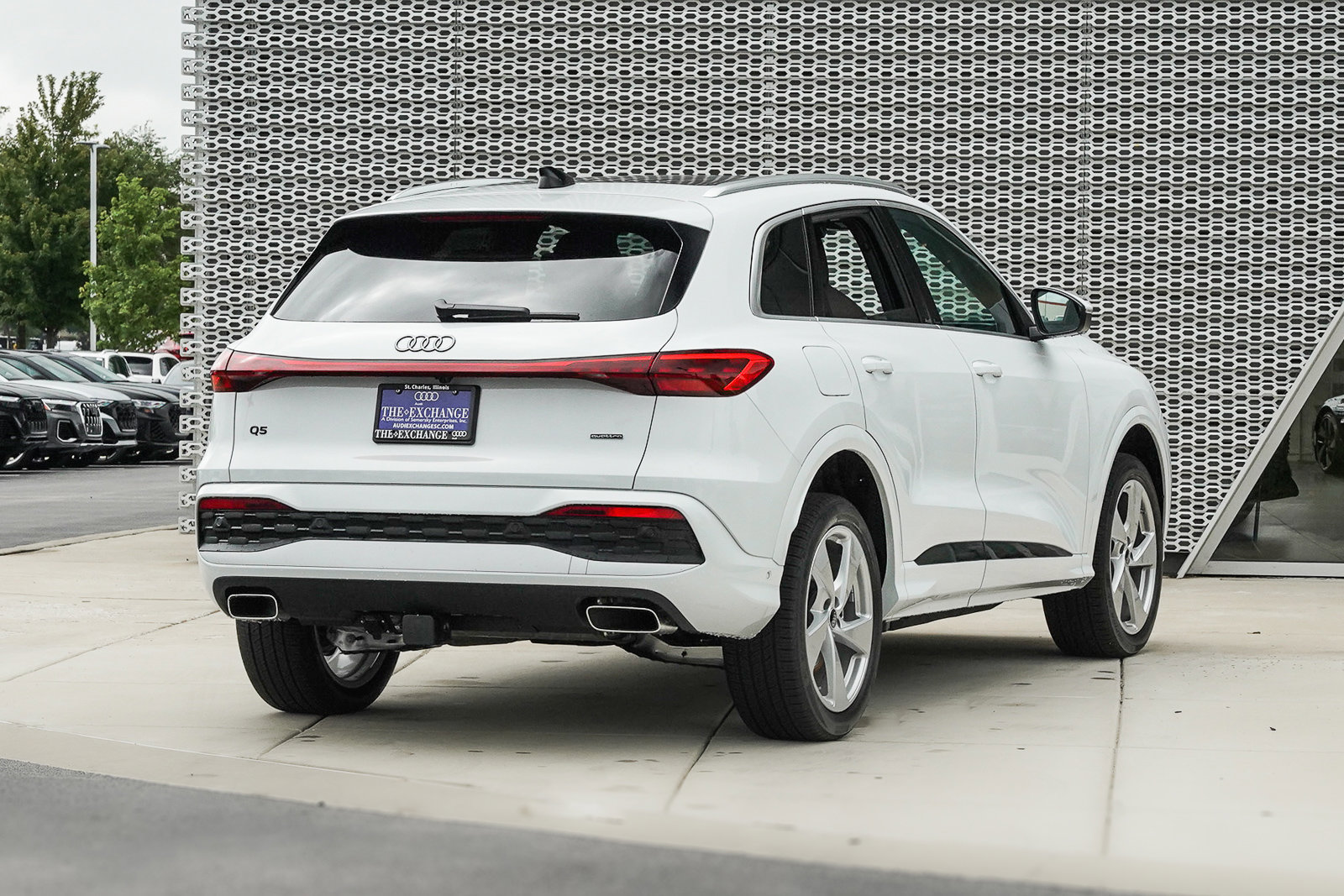 New 2025 Audi Q5 Premium Plus image 3