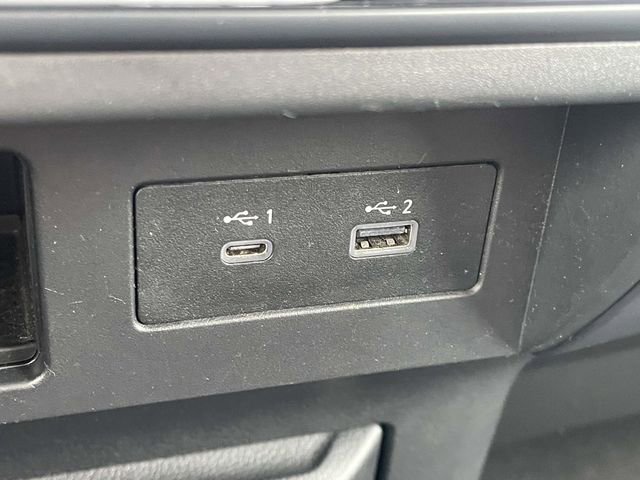Used 2022 Nissan Titan SV AWD/4WD image 20