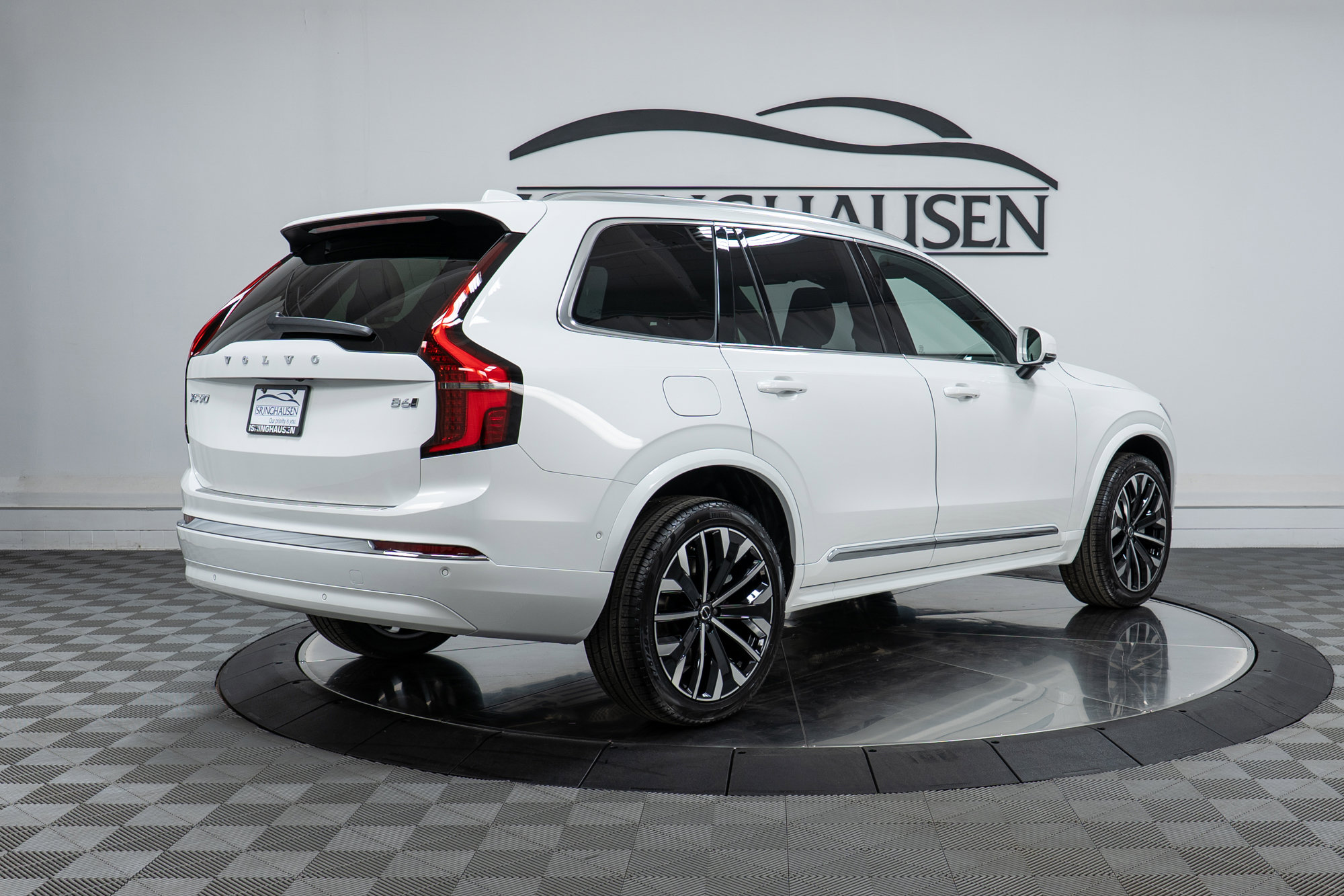 New 2026 Volvo XC90 B6 Plus w/ Protection Package Premier image 5
