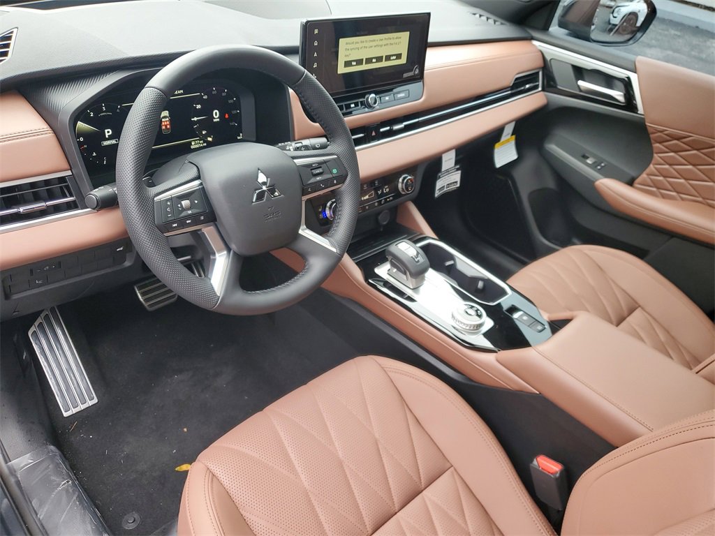 New 2025 Mitsubishi Outlander SEL image 15