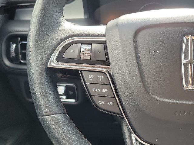 Certified 2023 Lincoln Nautilus AWD image 19