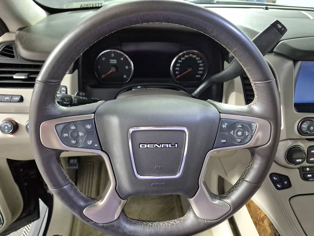 Used 2016 GMC Yukon Denali w/ Open Road Package AWD/4WD image 11