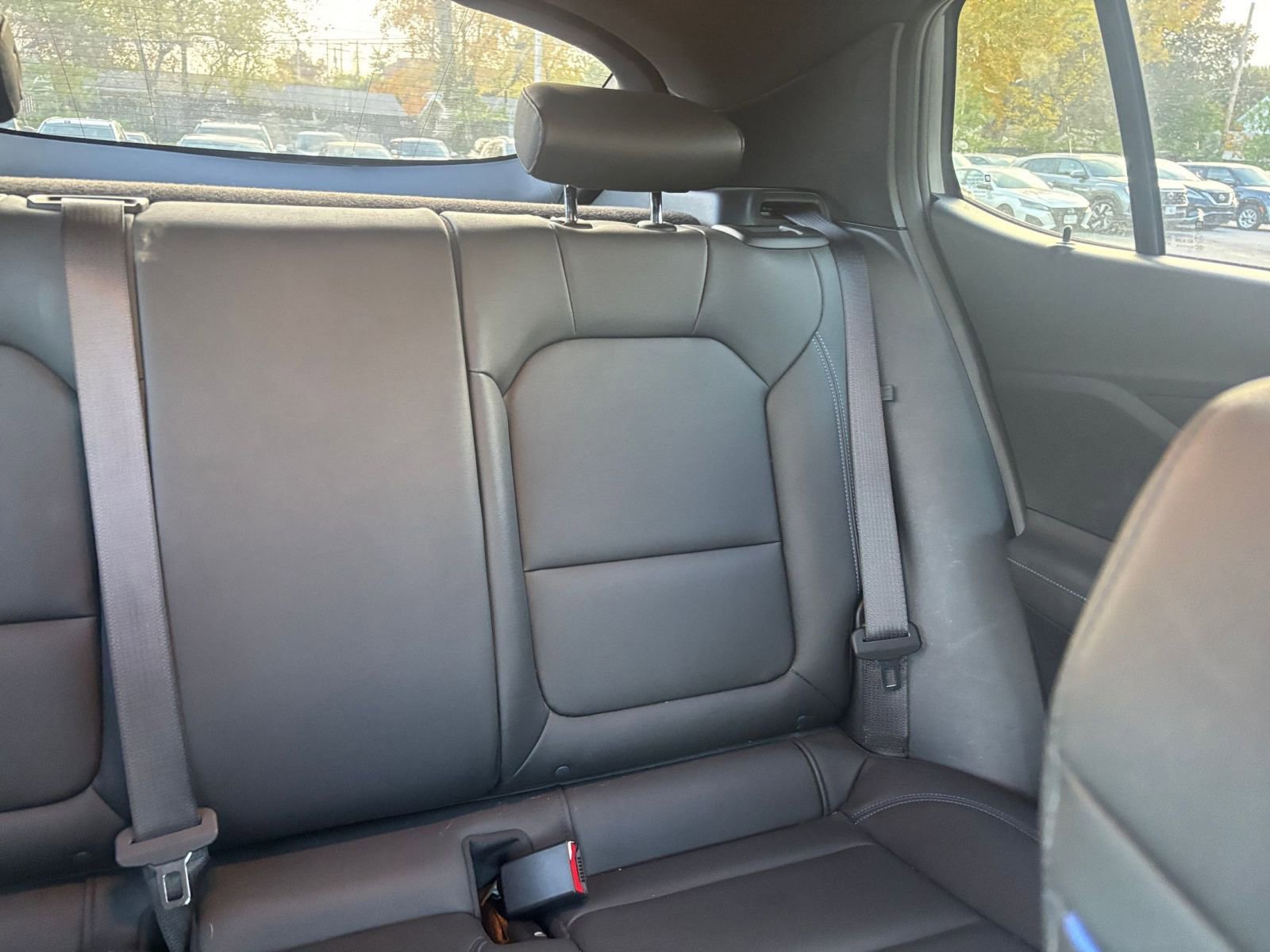 Used 2025 Buick Envista Sport Touring image 35