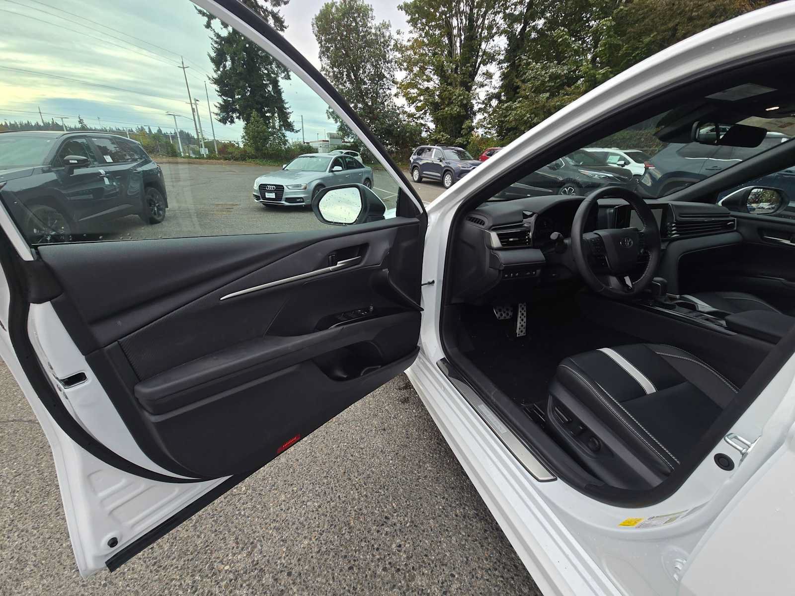 Certified 2026 Toyota Camry SE w/ Convenience Package FWD image 19