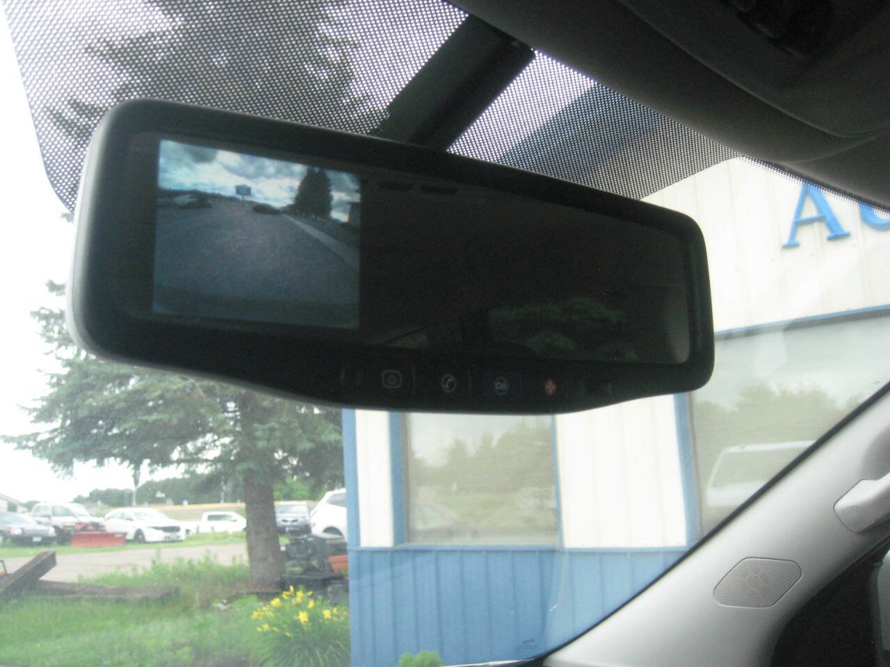 Used 2012 Chevrolet Traverse LT AWD/4WD image 18