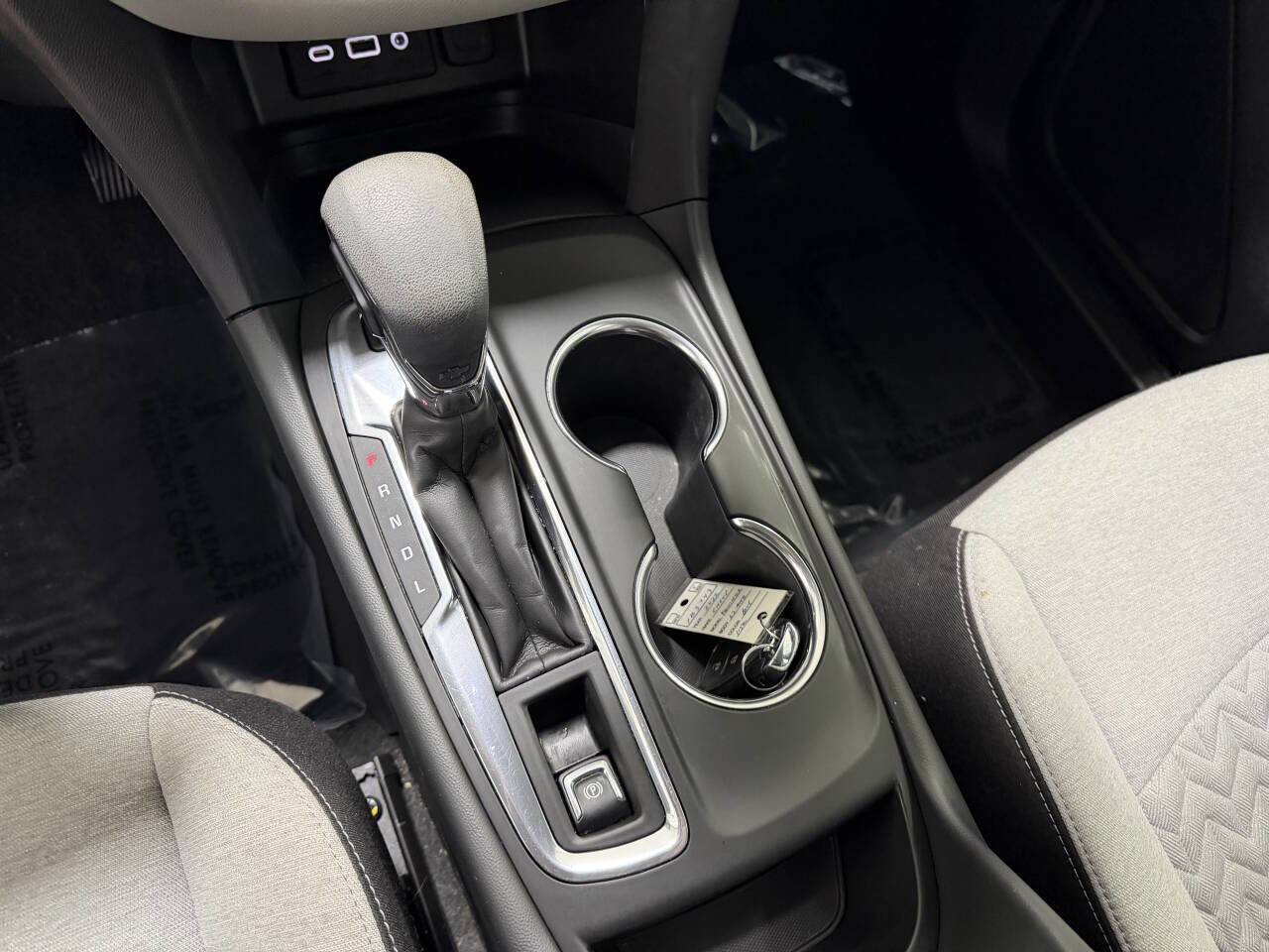 Used 2022 Chevrolet Equinox LS AWD/4WD image 4