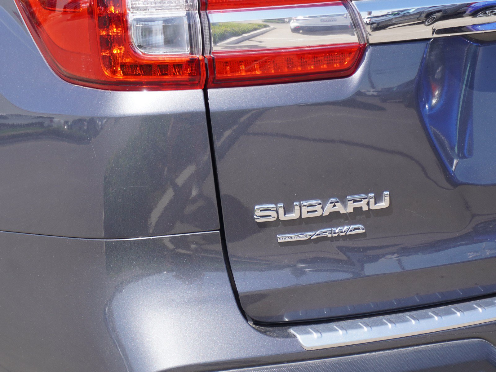 Used 2019 Subaru Ascent Touring AWD/4WD image 8