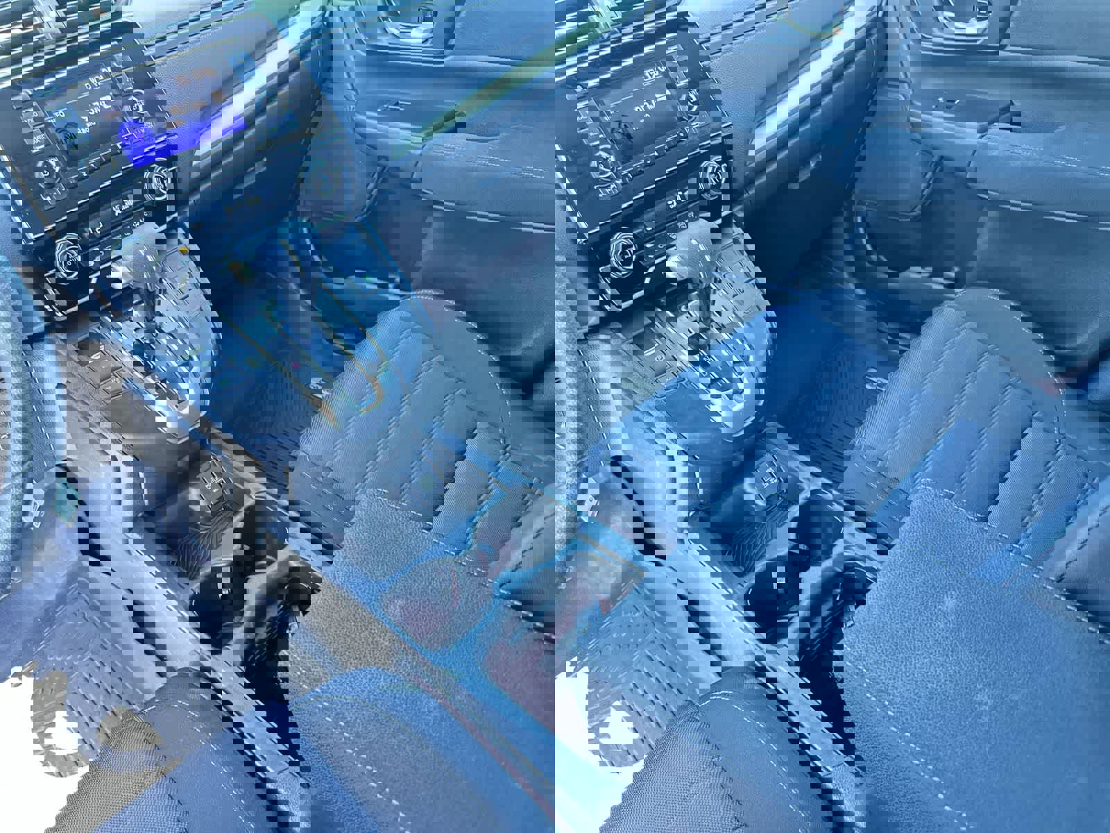 Used 2018 Honda CR-V LX image 27