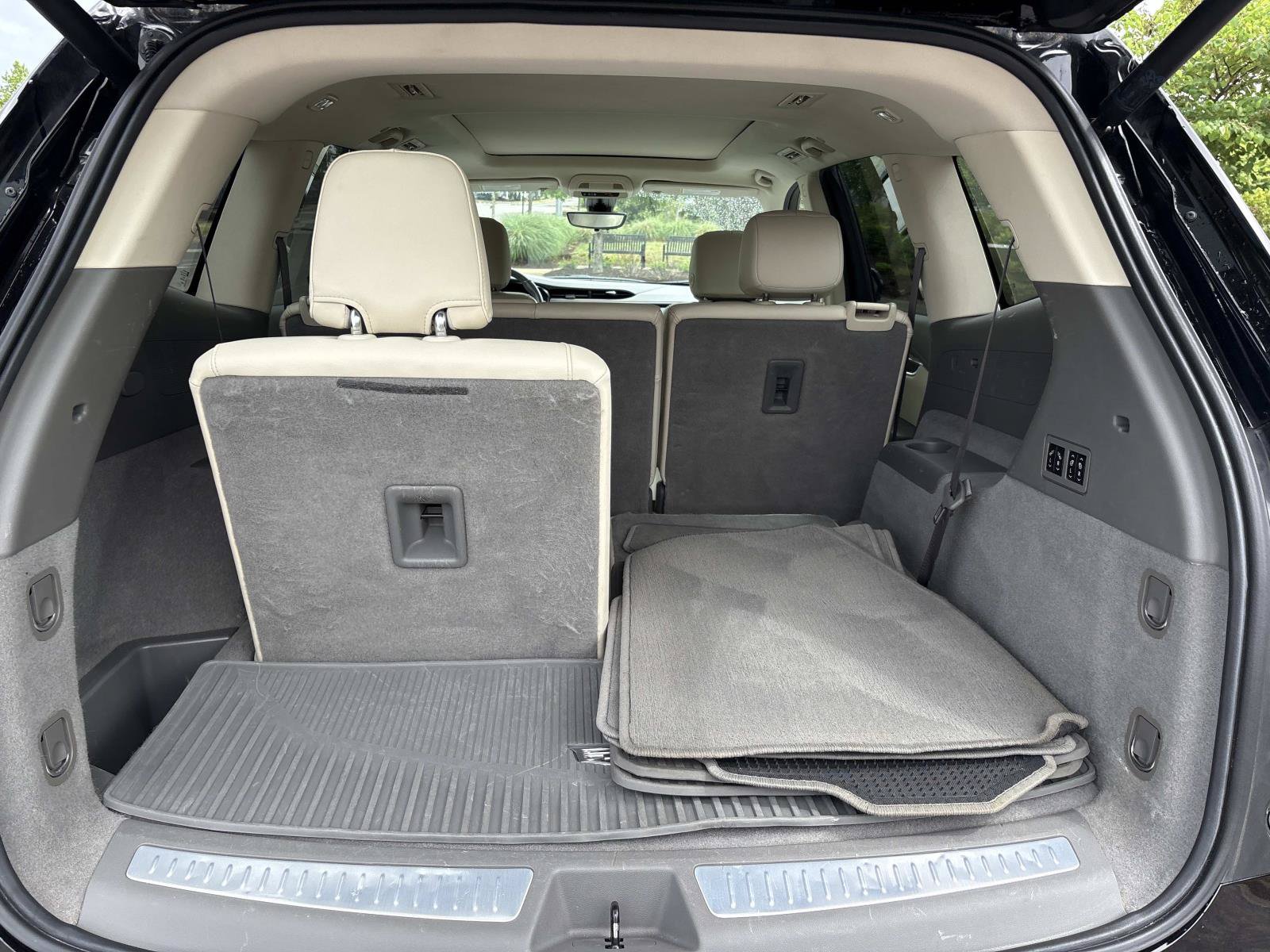 Used 2021 Cadillac XT6 Premium Luxury AWD/4WD image 31