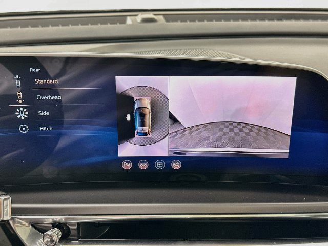 Used 2024 Cadillac Lyriq Tech w/ Driver Assist Package AWD/4WD image 13