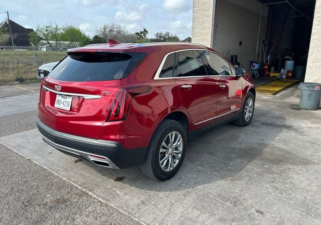 Used 2022 Cadillac XT5 Premium Luxury w/ Technology Package FWD image 4