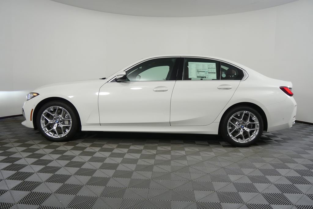 Used 2026 BMW 330i xDrive Sedan w/ Premium Package AWD/4WD image 6