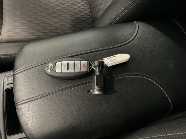 Used 2020 Nissan Rogue SV image 22