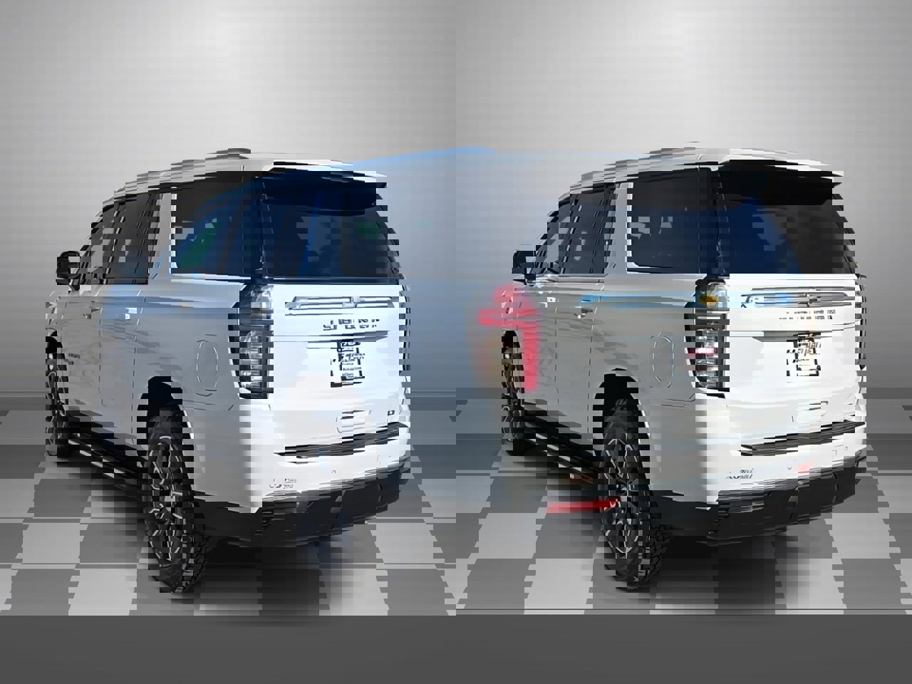 Used 2022 Chevrolet Suburban LT w/ Luxury Package image 4