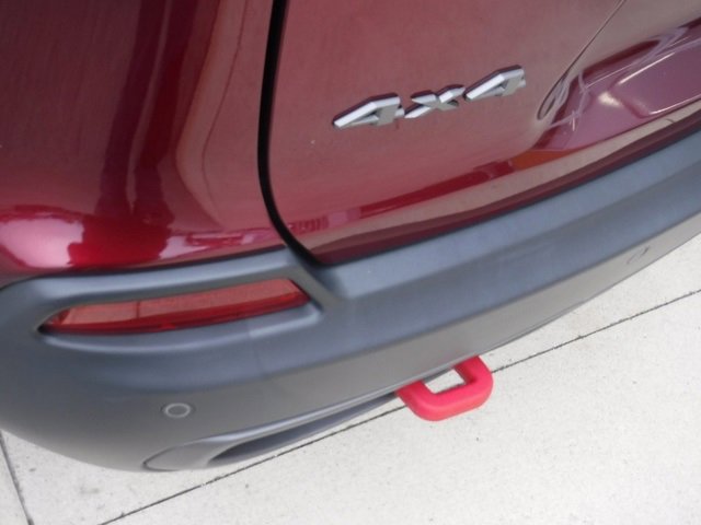 Used 2020 Jeep Cherokee Trailhawk w/ Cold Weather Group image 11