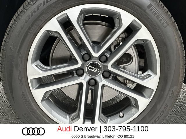 Used 2025 Audi Q5 Premium w/ Premium Plus AWD/4WD image 10