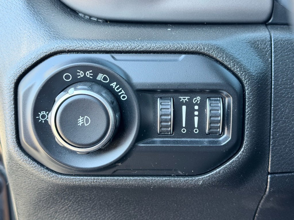 Used 2019 Jeep Wrangler Unlimited Sport S image 12