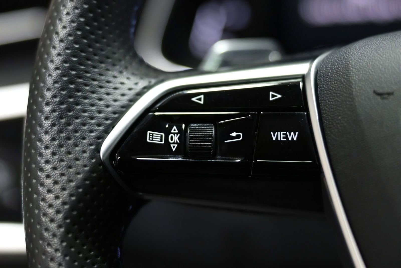 Used 2022 Audi RS 7 Sportback AWD/4WD image 31