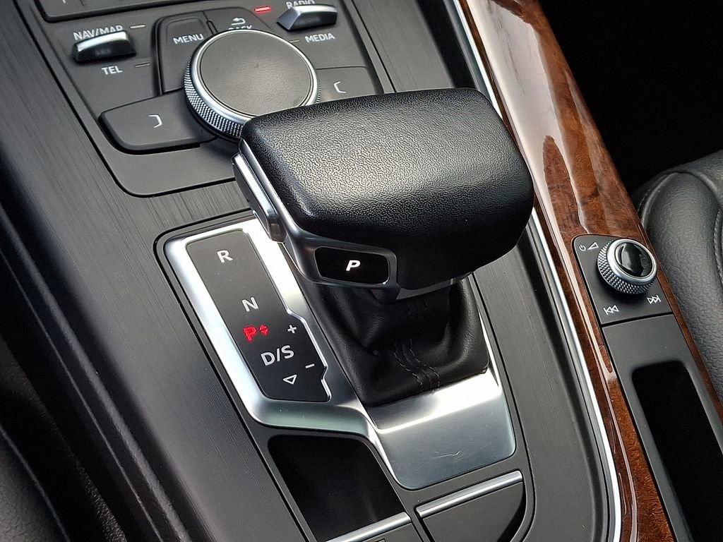 Used 2019 Audi A4 2.0T allroad Premium image 16