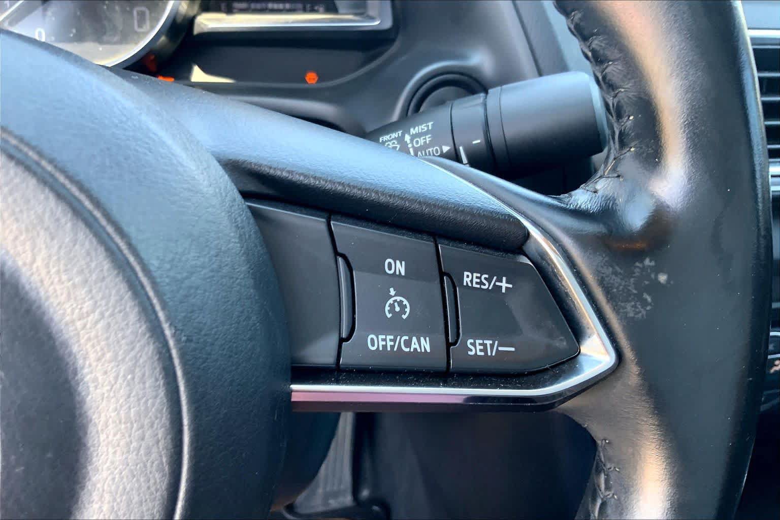 Used 2018 MAZDA MAZDA3 Grand Touring FWD image 24