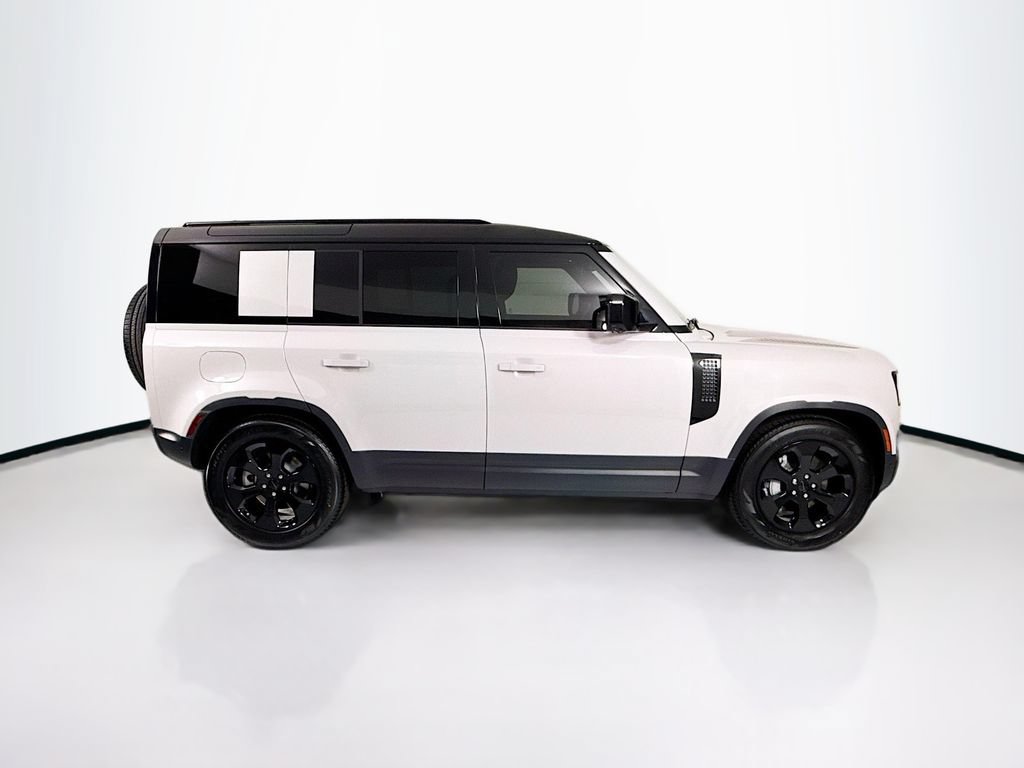 New 2026 Land Rover Defender 110 S AWD/4WD image 4