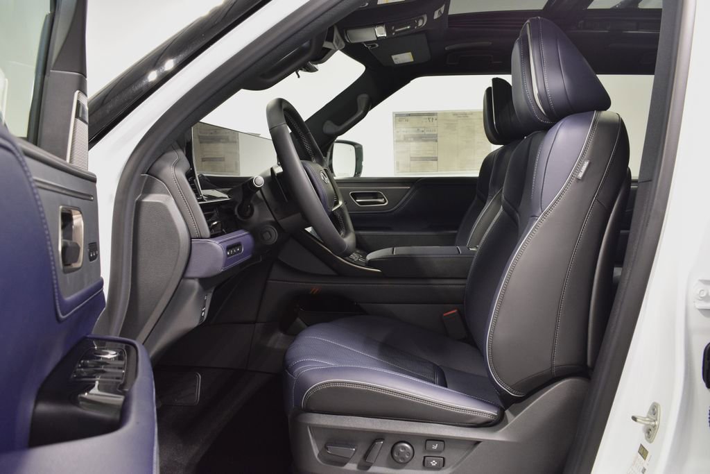 New 2026 INFINITI QX80 4WD image 11