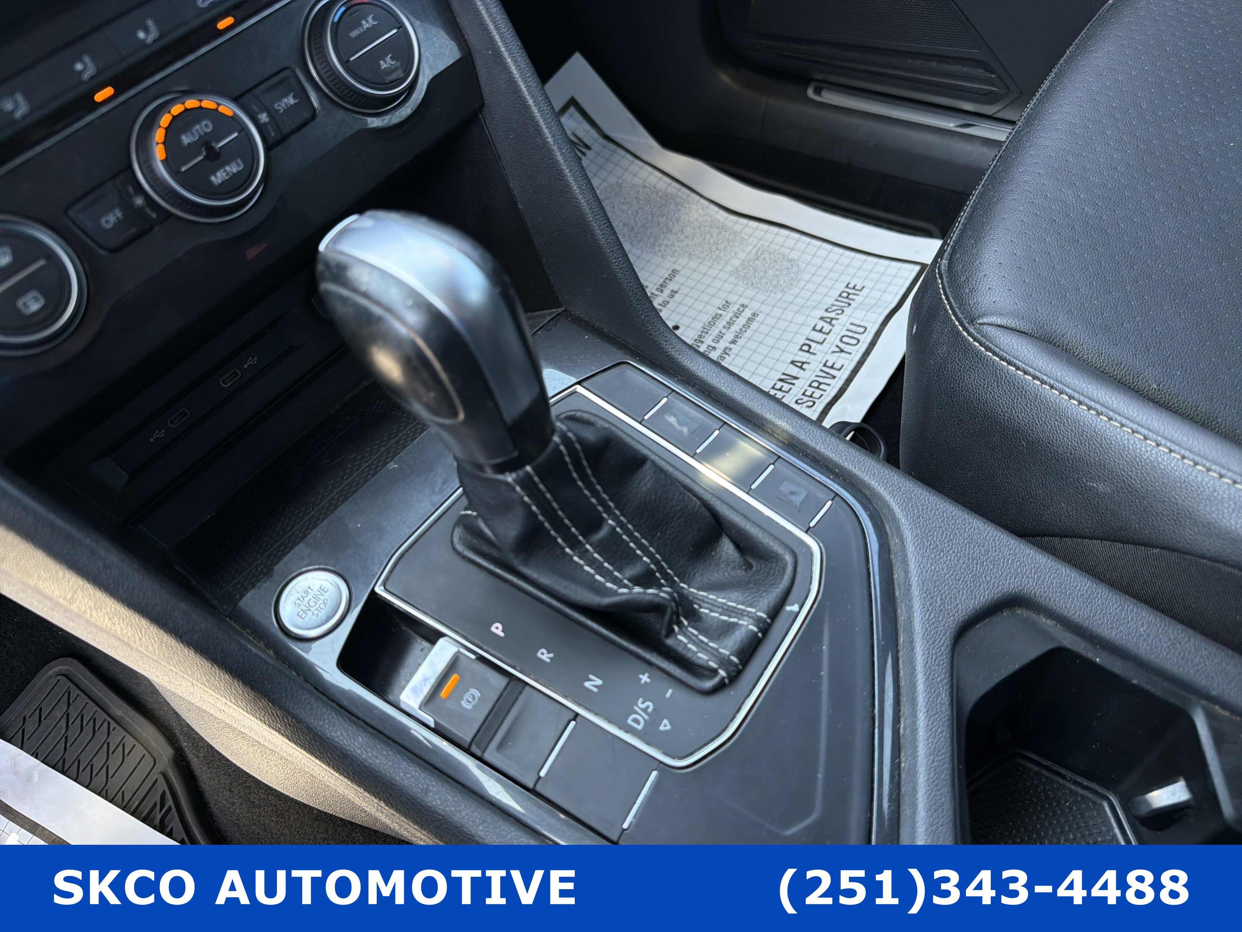 Used 2021 Volkswagen Tiguan SE FWD image 25