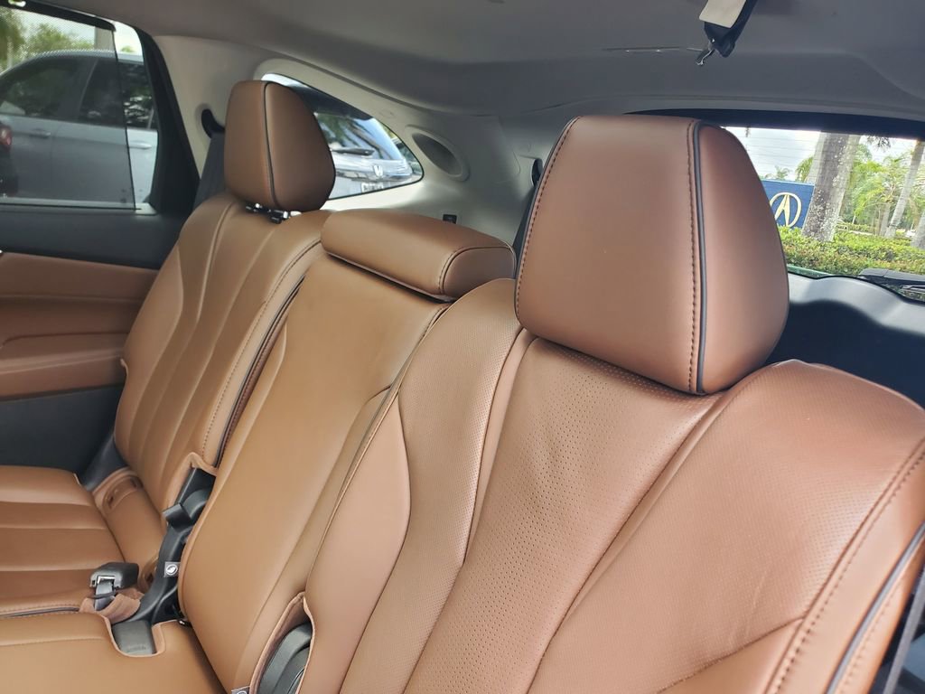 Used 2023 Acura MDX SH-AWD w/ Advance Package image 13