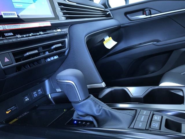 New 2026 Toyota Camry SE image 29