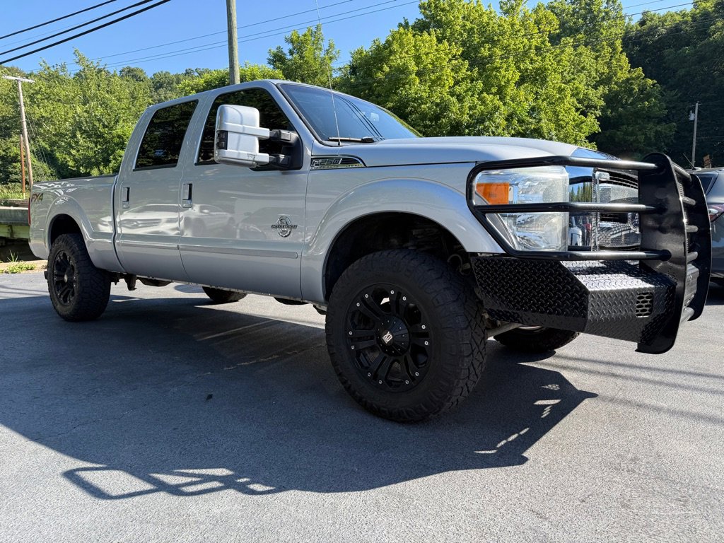 Used 2014 Ford F250 Lariat w/ Lariat Interior Package AWD/4WD image 44