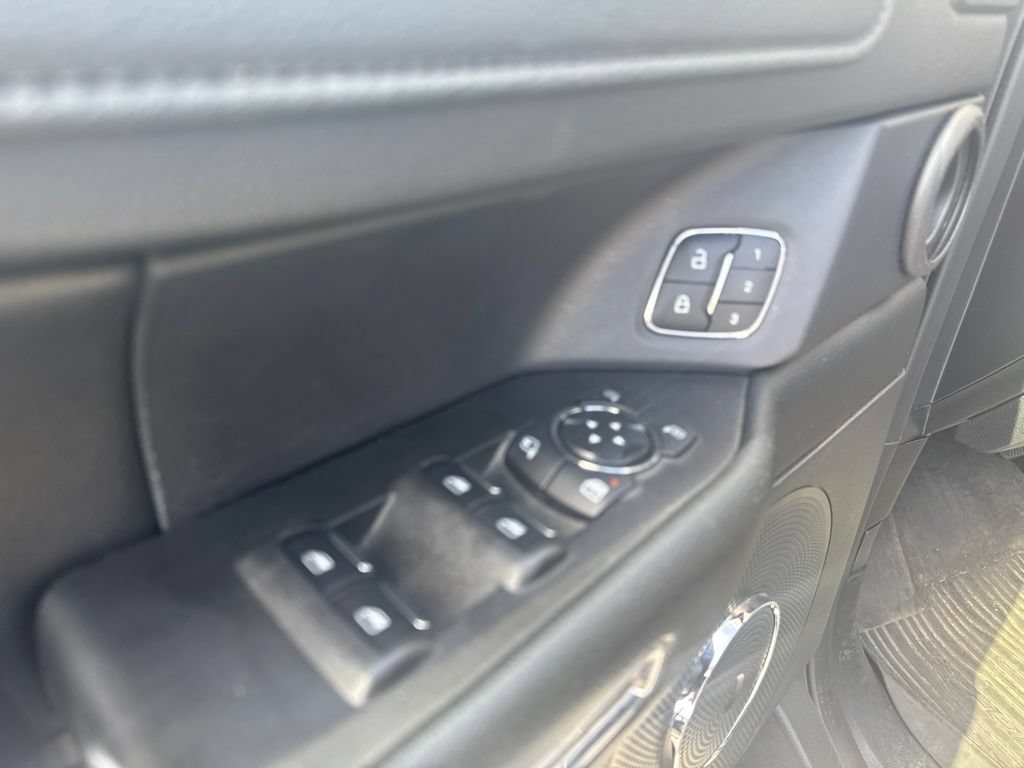 Used 2021 Ford Expedition Max XLT AWD/4WD image 10