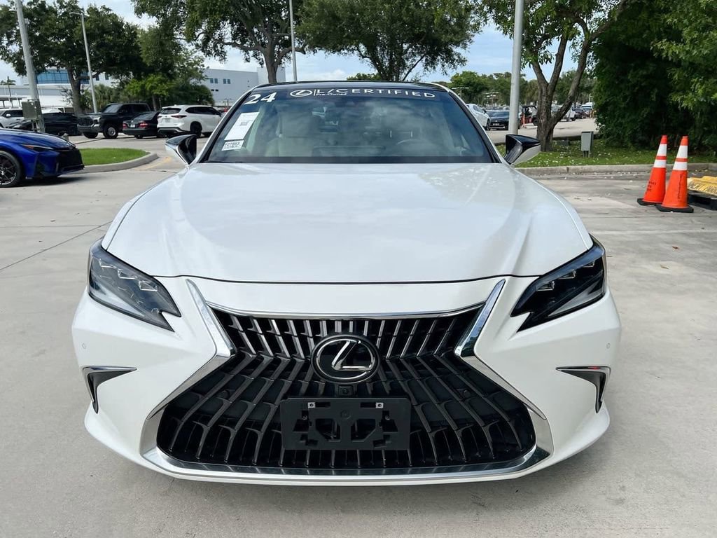 Certified 2024 Lexus ES 350 Ultra Luxury w/ Accessory Package (Z2) FWD image 2