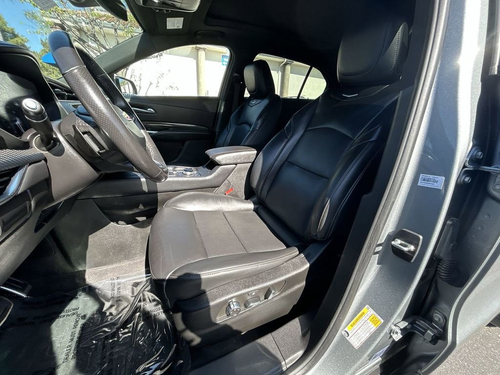 Used 2023 Cadillac XT4 Sport AWD/4WD image 11